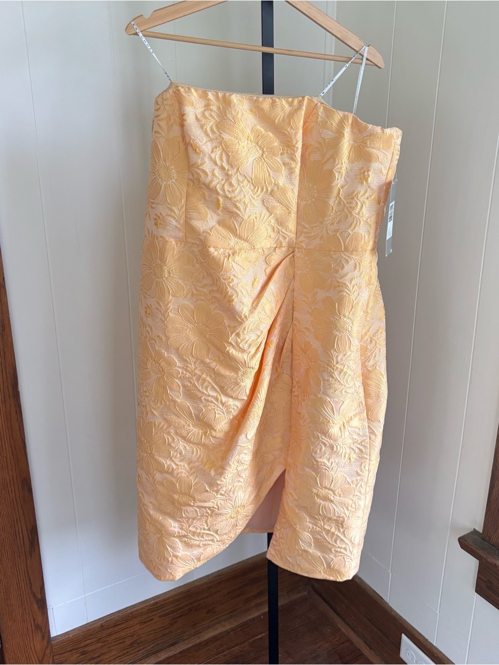 Kay Unger Lucy Floral Jacquard Strapless Midi Dress Saffron Womens 18 NWT